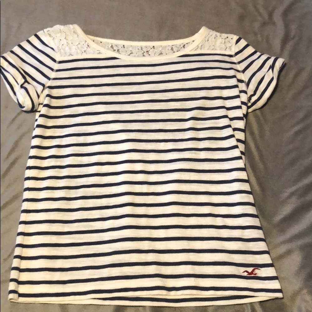 Hollister T-shirt